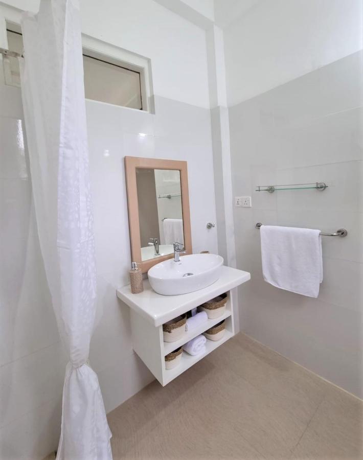 Golden Beach Paradise Tangalle Exterior photo