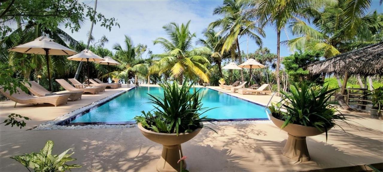 Golden Beach Paradise Tangalle Exterior photo